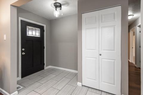 465 Cortequay Ct, Manchester, MO 63021 photo 2