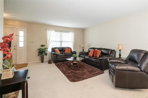 417 Arbor Spring Dr, Ballwin, MO 63021 photo 3