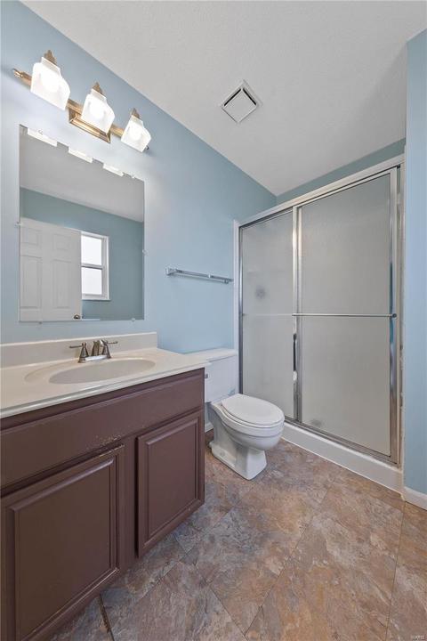 3 Griesenauer, O'fallon, MO 63368 photo 15