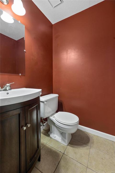 3 Griesenauer, O'fallon, MO 63368 photo 22