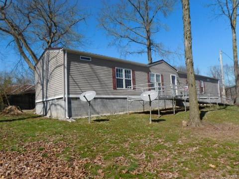 5357 E Dix Irvington Rd, Walnut Hill, IL 62893 photo 1
