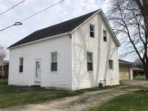 8024 Main St, Saint Rose, IL 62230 photo 1