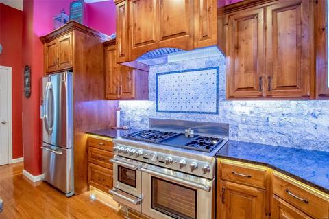 516 Woodlyn Xing, Ballwin, MO 63021 photo 5