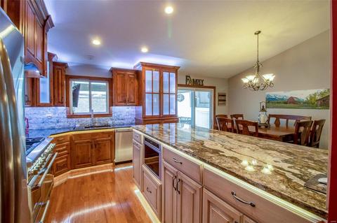 516 Woodlyn Xing, Ballwin, MO 63021 photo 10