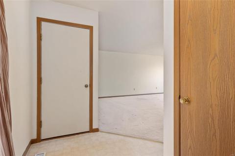 126 Cascade Terrace Dr, Ballwin, MO 63021 photo 5