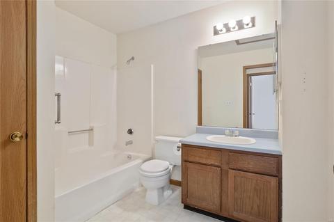 126 Cascade Terrace Dr, Ballwin, MO 63021 photo 14