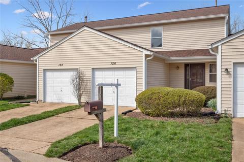 126 Cascade Terrace Dr, Ballwin, MO 63021 photo 3