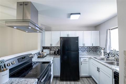 24 Jakes Ct, O'fallon, MO 63366 photo 8