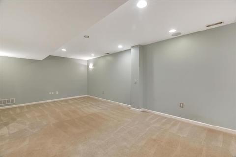 573 Oak Leaf Manor Ct, Ballwin, MO 63021 photo 36