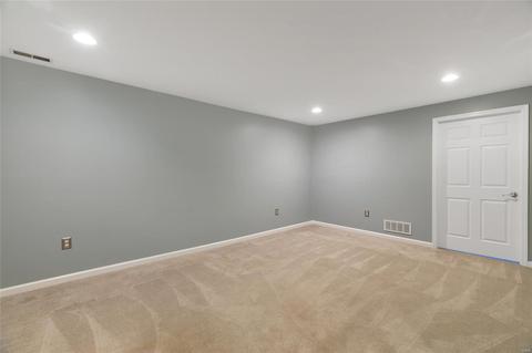 573 Oak Leaf Manor Ct, Ballwin, MO 63021 photo 41