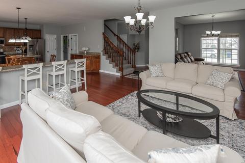 633 Brook Mdw, Ballwin, MO 63021 photo 8