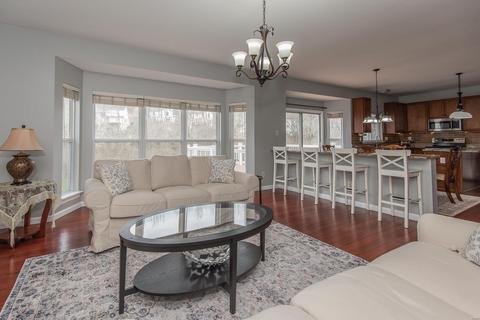 633 Brook Mdw, Ballwin, MO 63021 photo 9