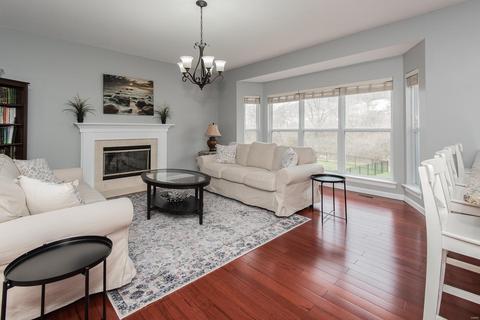 633 Brook Mdw, Ballwin, MO 63021 photo 4