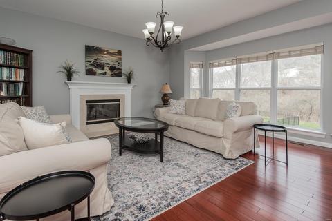 633 Brook Mdw, Ballwin, MO 63021 photo 3