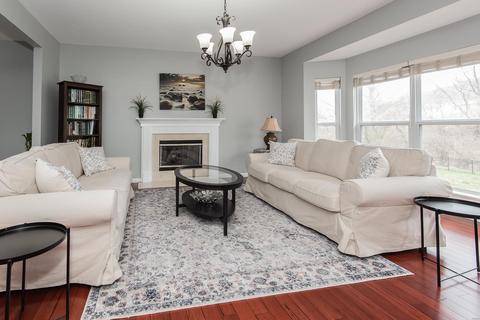 633 Brook Mdw, Ballwin, MO 63021 photo 2