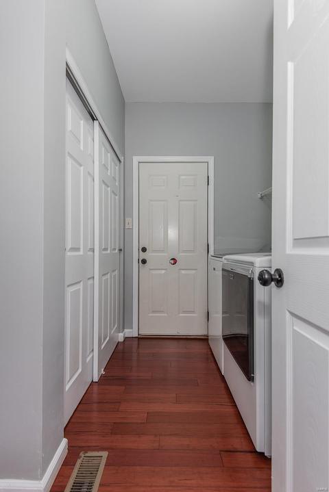 633 Brook Mdw, Ballwin, MO 63021 photo 17