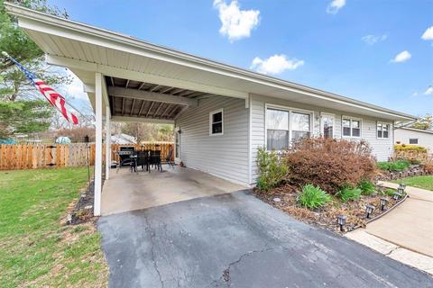 16 E Meadow Ln, Ellisville, MO 63021 photo 3
