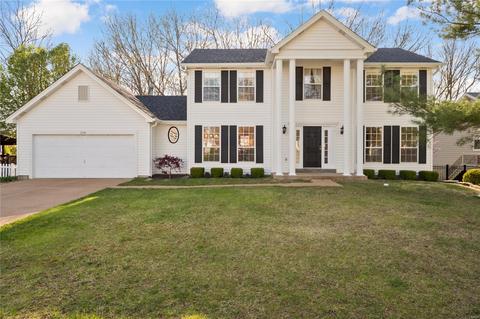 210 Robins Song Dr, Ellisville, MO 63021 photo 1
