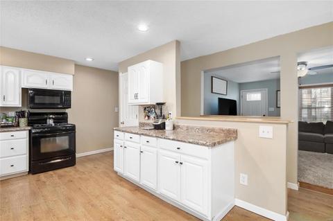 203 Capri Dr, O'fallon, MO 63366 photo 7