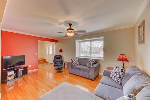 610 Showplace Ct, Ballwin, MO 63021 photo 6