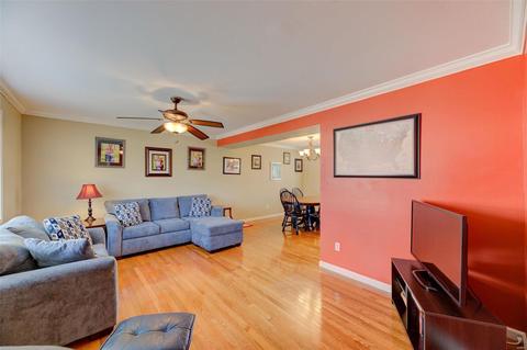 610 Showplace Ct, Ballwin, MO 63021 photo 7
