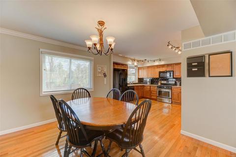 610 Showplace Ct, Ballwin, MO 63021 photo 5
