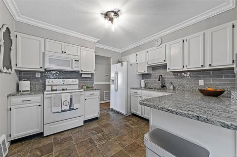 620 Dennison Dr, Ballwin, MO 63021 photo 8