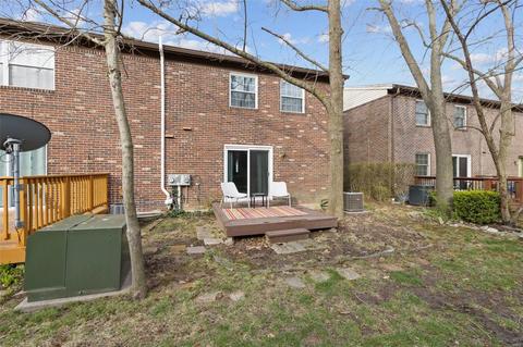 228 Carmel Woods Dr, Ellisville, MO 63021 photo 28