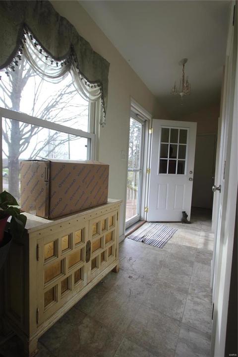 8965 Pardee Rd, Saint Louis, MO 63123 photo 3