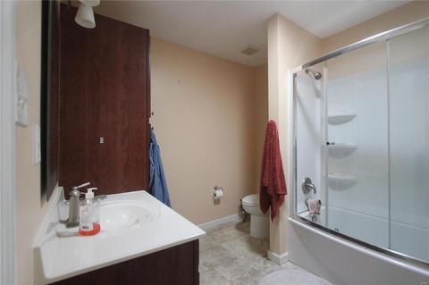 8965 Pardee Rd, Saint Louis, MO 63123 photo 11