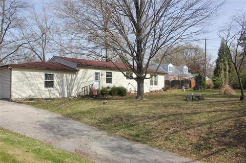 8965 Pardee Rd, Saint Louis, MO 63123 photo 1