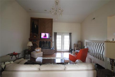 8965 Pardee Rd, Saint Louis, MO 63123 photo 4