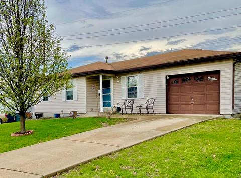 1910 Springhill Dr, O'fallon, MO 63366 photo 1