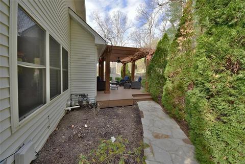 810 New Ballwin Rd, Ballwin, MO 63021 photo 7