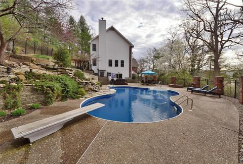 810 New Ballwin Rd, Ballwin, MO 63021 photo 18