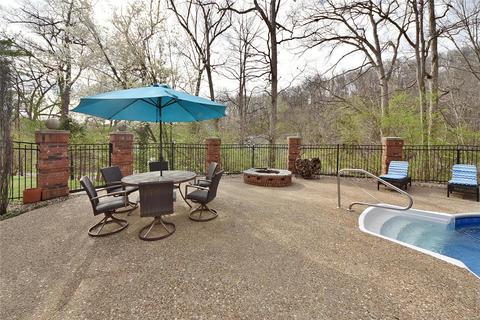 810 New Ballwin Rd, Ballwin, MO 63021 photo 14