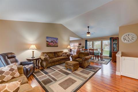 12 Royallbend Ct, O'fallon, MO 63368 photo 2