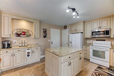 12 Royallbend Ct, O'fallon, MO 63368 photo 5