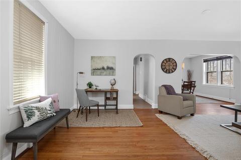 4127 Parker Ave, Saint Louis, MO 63116 photo 4