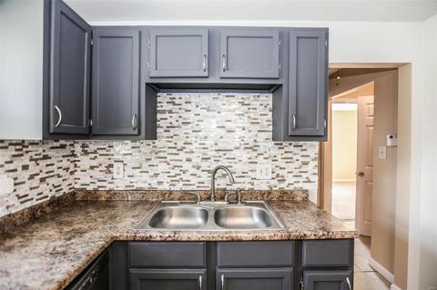 640 Allen Ave, Saint Louis, MO 63125 photo 9