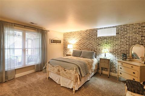 604 Mcbride Pointe Dr, Wildwood, MO 63011 photo 24