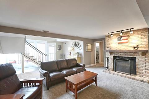 604 Mcbride Pointe Dr, Wildwood, MO 63011 photo 23
