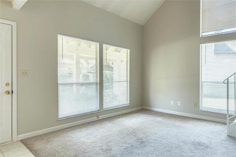 407 Great Hl, Ballwin, MO 63021 photo 4
