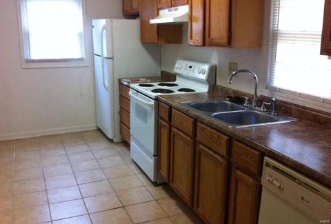 3456 Wright Ave, Saint Ann, MO 63074 photo 5