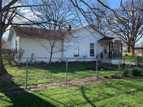 617 Plainview St, Bismarck, MO 63624 photo 1