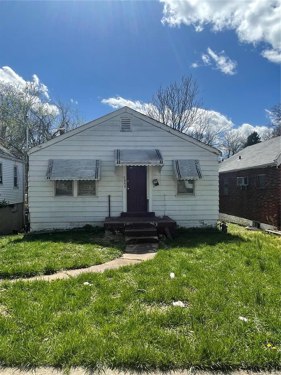 7044 Garesche, Saint Louis, MO 63136 17 Photos MLS 22021125 Movoto