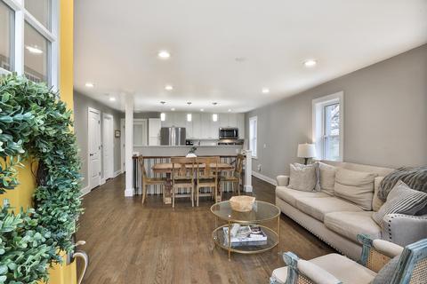 11 E Allison Ave, Saint Louis, MO 63119 photo 4