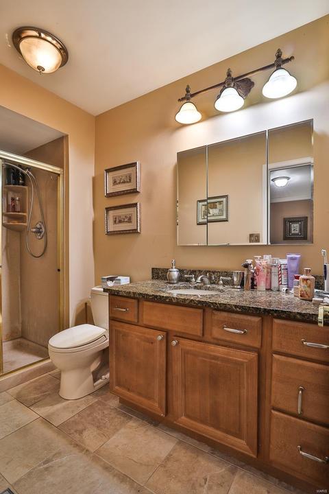 902 Milldale Dr, Ballwin, MO 63011 photo 15