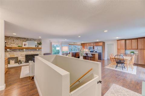 327 Baxter, Ballwin, MO 63011 photo 8
