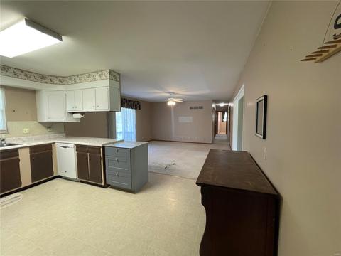 1007 Carman, Ballwin, MO 63021 photo 7